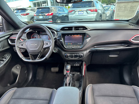 Used 2021 Chevrolet TrailBlazer RS w/ Sun and Liftgate Package image 44