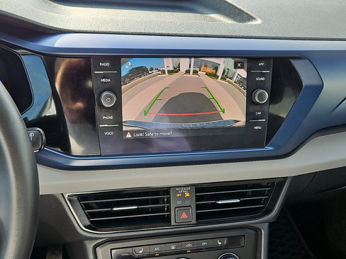 Certified 2022 Volkswagen Taos SE image 15