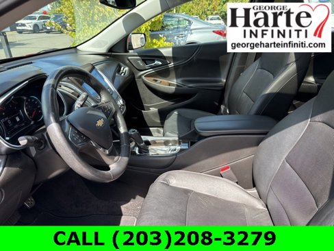 Used 2017 Chevrolet Malibu Premier w/ Premier Sun and Wheel Package image 17
