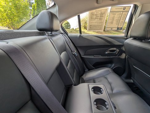Used 2015 Chevrolet Cruze LT image 24