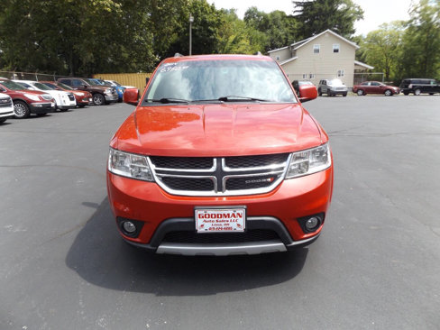 Used 2014 Dodge Journey SXT w/ Flexible Seating Group image 2