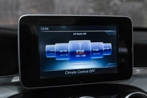 Used 2015 Mercedes-Benz C 300 Sedan image 25