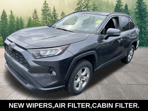 Used 2019 Toyota RAV4 XLE image 6