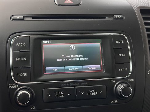 Used 2016 Kia Forte Koup EX image 40