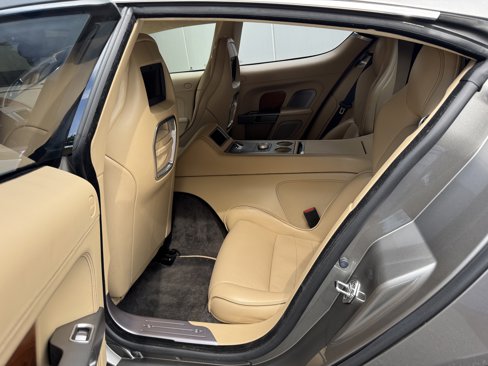 Used 2011 Aston Martin Rapide Luxe image 36