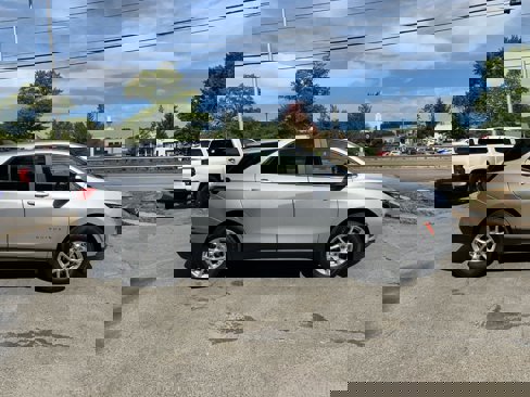 Used 2022 Chevrolet Equinox LT image 7