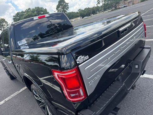 Used 2017 Ford F150 Limited image 9