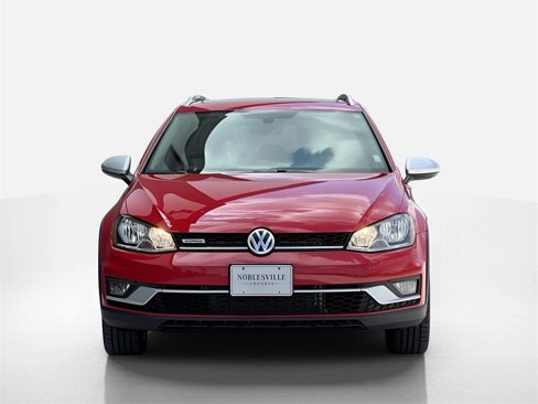 Used 2017 Volkswagen Golf Alltrack SE image 5