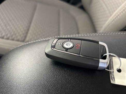 Used 2021 Ford Escape SE image 20