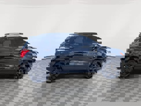 Used 2019 Chevrolet Trax Premier w/ Midnight Edition image 9