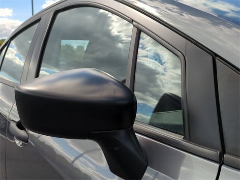 Used 2021 Nissan Versa S image 10