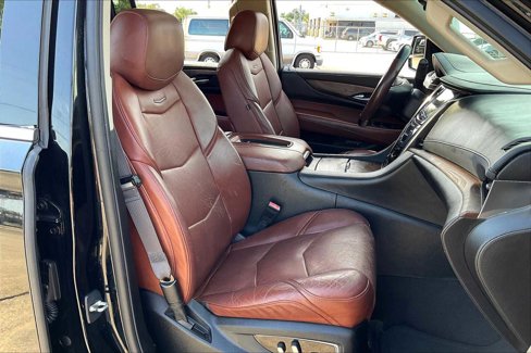 Used 2016 Cadillac Escalade ESV Premium image 8