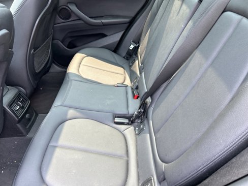Used 2017 BMW X1 xDrive28i image 9