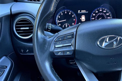 Used 2021 Hyundai Kona SEL image 11