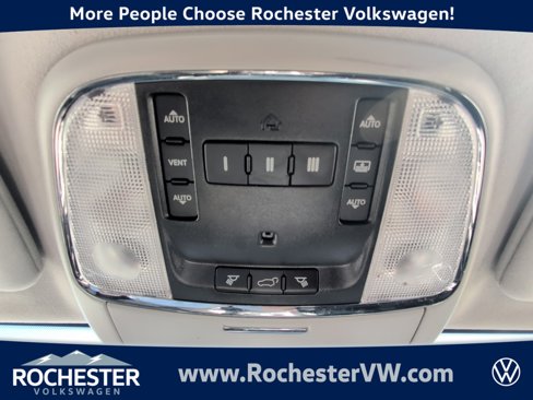 Used 2018 Jeep Grand Cherokee Summit w/ Platinum Series Group image 26
