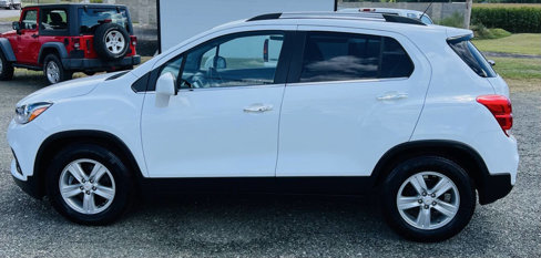 Used 2019 Chevrolet Trax LT w/ LT Convenience Package image 8