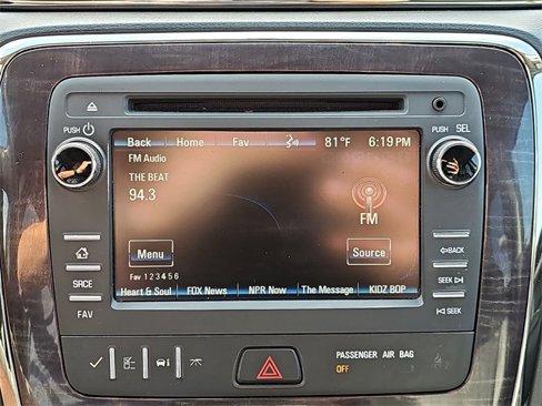 Used 2017 Buick Enclave Leather image 11
