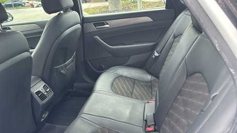 Used 2018 Hyundai Sonata Sport w/ Tech Package 05 image 29
