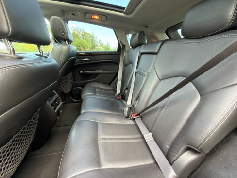 Used 2016 Cadillac SRX Luxury image 12