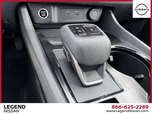 Used 2023 Nissan Rogue SV image 27