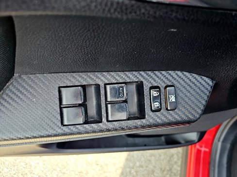 Used 2015 Toyota RAV4 XLE image 11