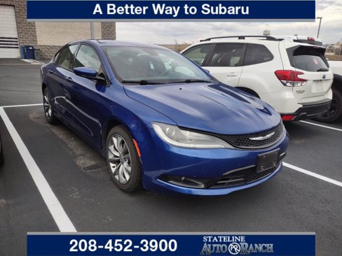 Used 2016 Chrysler 200 S image 1