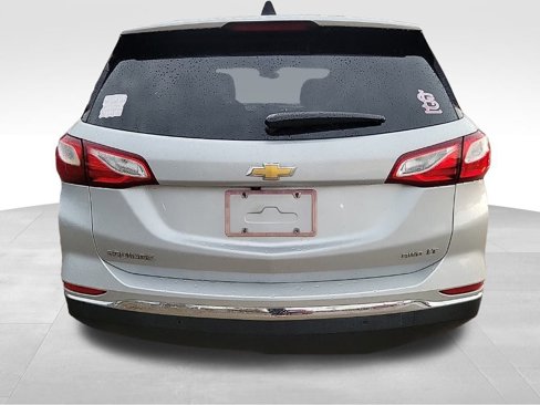 Used 2018 Chevrolet Equinox LT image 5