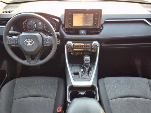 Used 2021 Toyota RAV4 XLE image 4