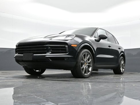 Certified 2023 Porsche Cayenne image 37