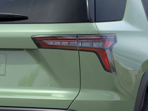 New 2025 Chevrolet Equinox LT image 11