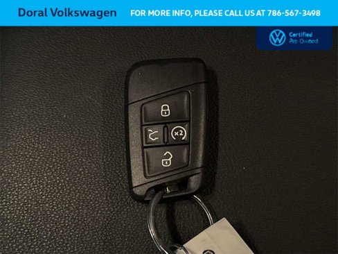 Certified 2022 Volkswagen Taos SE image 28