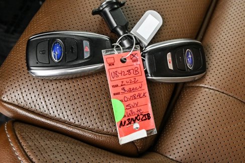 Used 2022 Subaru Outback Touring image 38