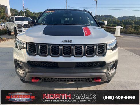 Used 2024 Jeep Compass Trailhawk image 31