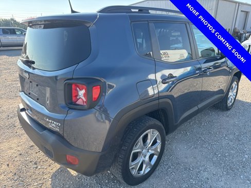 Used 2023 Jeep Renegade Limited image 4