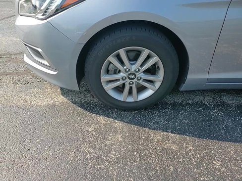 Used 2016 Hyundai Sonata SE image 9