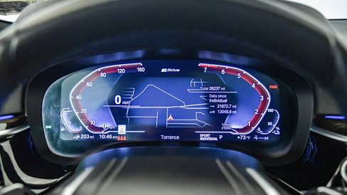 Certified 2022 BMW 530e w/ Executive Package image 28