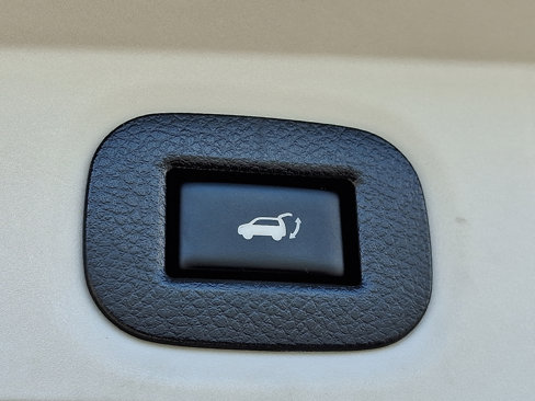 Used 2016 Nissan Rogue SL w/ SL Premium Package image 31