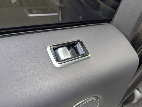 Used 2020 Land Rover Range Rover Sport HSE Dynamic image 29