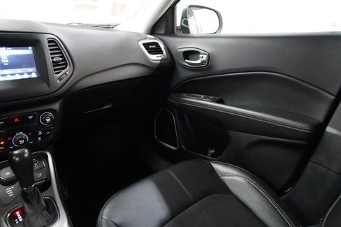 Used 2017 Jeep Compass Latitude w/ Popular Equipment Group image 14