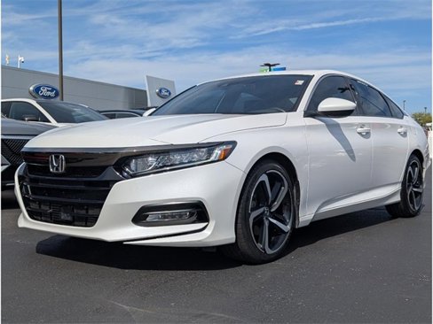 Used 2019 Honda Accord Sport image 3