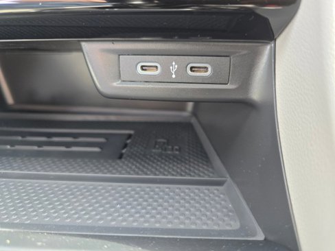 New 2025 Volkswagen Jetta SE image 38