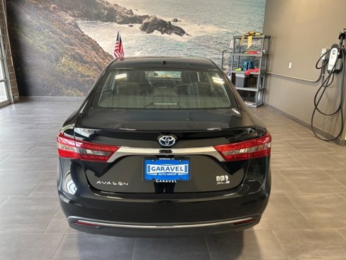 Used 2016 Toyota Avalon XLE Premium image 37