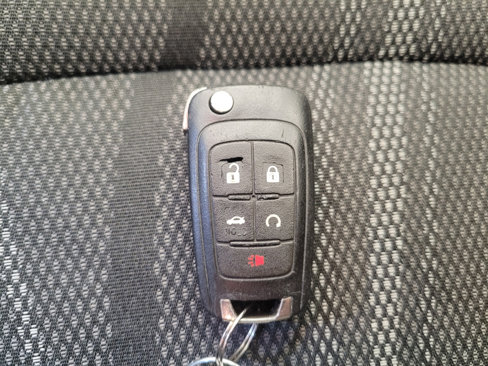 Used 2015 Chevrolet Sonic LT image 32