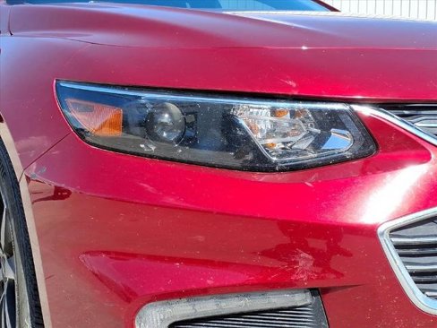 Used 2018 Chevrolet Malibu LT image 8