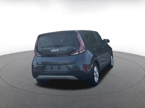 Used 2024 Kia Soul LX w/ Option Group 015 image 11
