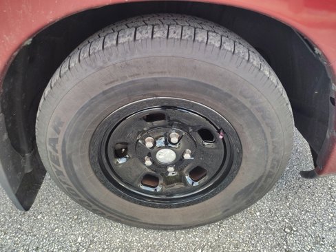 Used 2013 RAM 1500 Express image 10