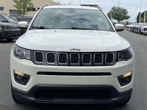Used 2021 Jeep Compass Latitude image 2