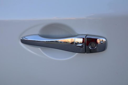 Used 2020 Nissan Pathfinder SV image 5