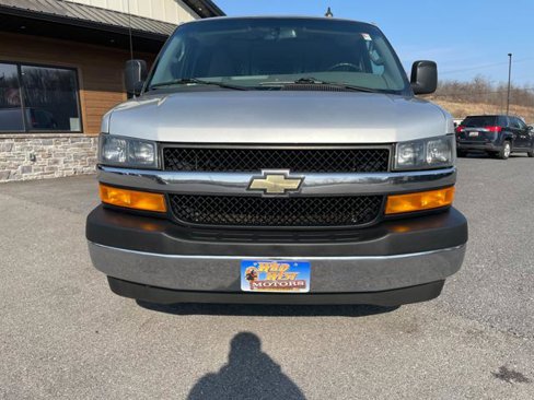 Used 2021 Chevrolet Express 2500 w/ Driver Convenience Package image 12
