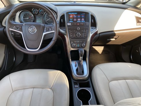 Used 2015 Buick Verano Leather image 4